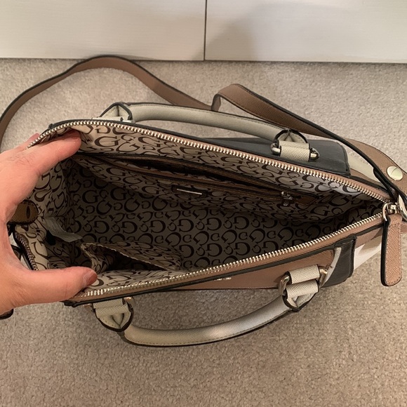 Guess crossbody bag - Picture 5 of 7